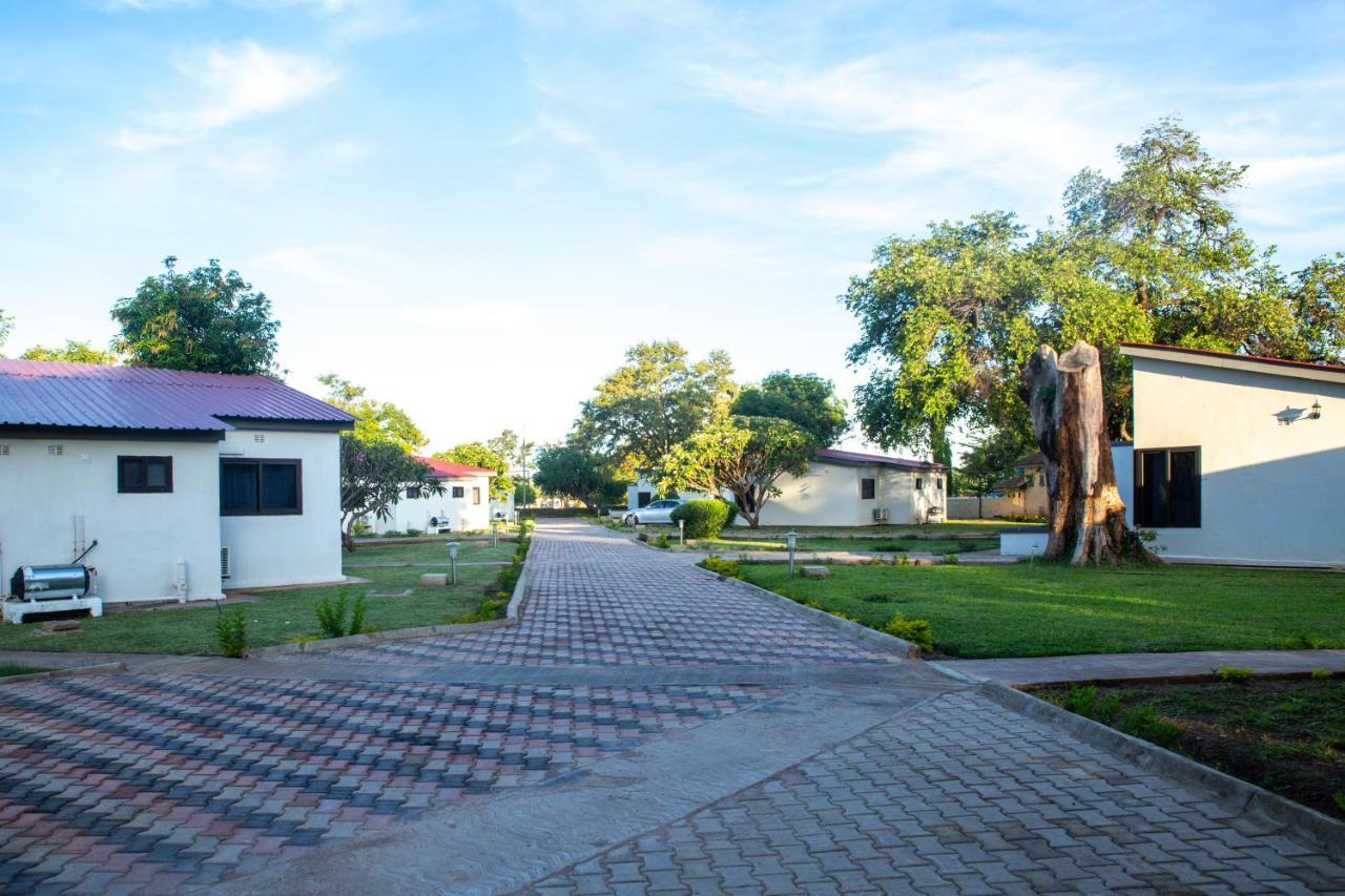 Zambezi Junction Lodge Livingstone Exterior foto
